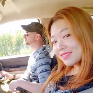 Meet your Posher, Derrick